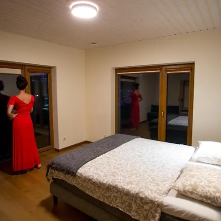 Kuldallika House * Kullamae